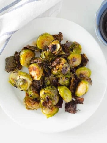 Roasted Brussel Sprouts with Balsamic Reduction | PaleoScaleo.com