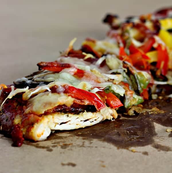 side view of chicken pizza