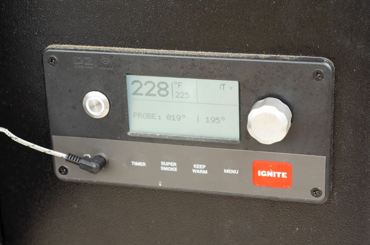 Traeger thermometer showing probe temperature